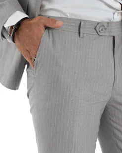 Abito Uomo Doppiopetto Vestito Completo Rigato Giacca Pantaloni Bottoni Metallo Fantasia Gessata Grigio AE1132A