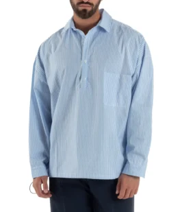 Camicia uomo serafino colletto crop rigata boxy fit tasca celeste GIOSAL-C3083A