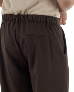 Pantaloni uomo viscosa leggero fondo largo baggy con pinces marrone GIOSAL-P6469A